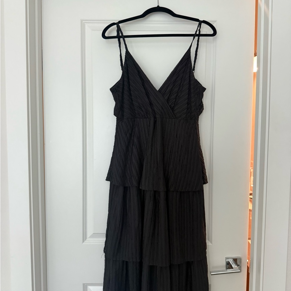 Elegant Black Sleeveless Dress